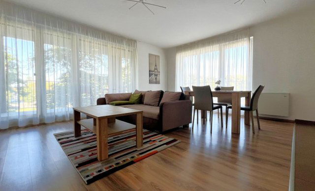 Kiadó téglalakás, albérlet, Debrecenben 395 E Ft / hó, 3 szobás