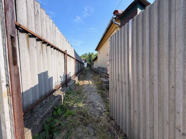 Eladó családi ház, Nyékládházán 10.5 M Ft, 1 szobás