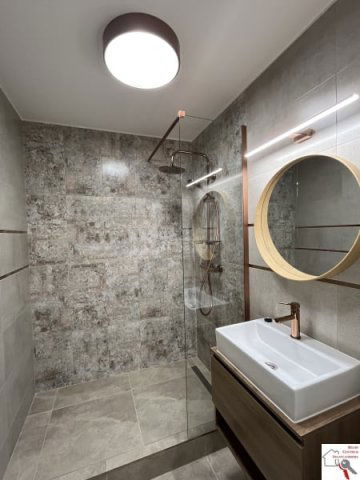 Eladó panellakás, Pécsett 49.9 M Ft, 2 szobás