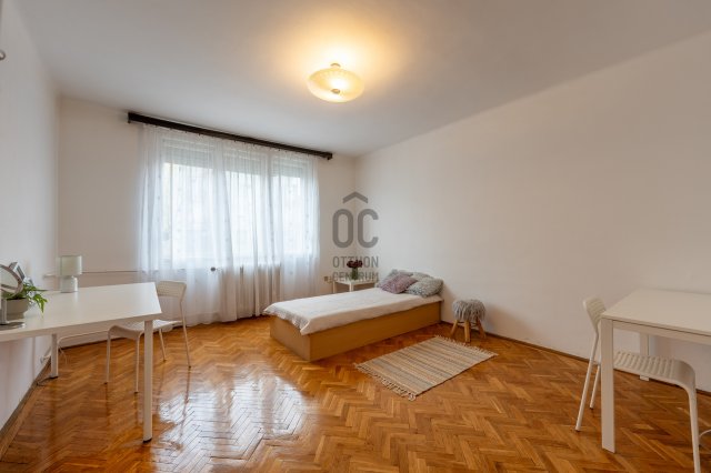 Eladó téglalakás, Budapesten, XI. kerületben, Karolina úton