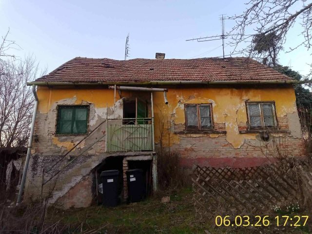 Eladó családi ház, Dunaújvárosban, Hajós utcában 18.65 M Ft