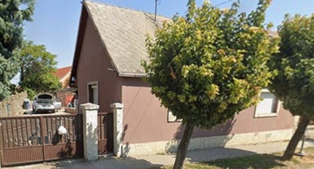 Eladó családi ház, Ercsiben 50 M Ft, 3 szobás