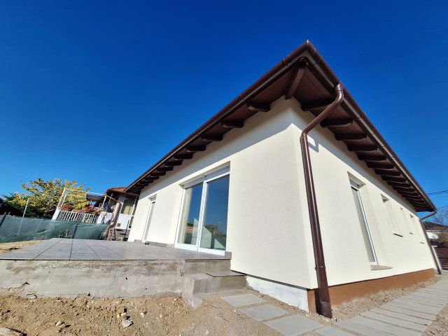 Eladó családi ház, Érden 129.9 M Ft, 4 szobás