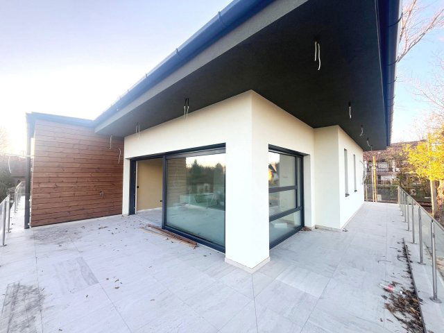 Eladó téglalakás, Szigetszentmiklóson 79.8 M Ft, 2 szobás