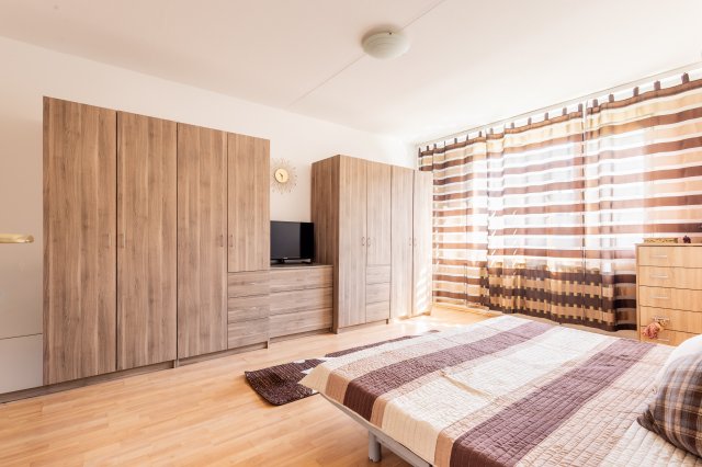 Eladó panellakás, Budapesten, X. kerületben 82.9 M Ft, 3 szobás