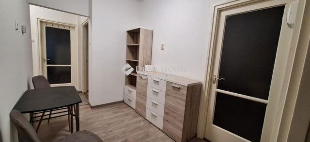 Kiadó téglalakás, albérlet, Kecskeméten 320 E Ft / hó