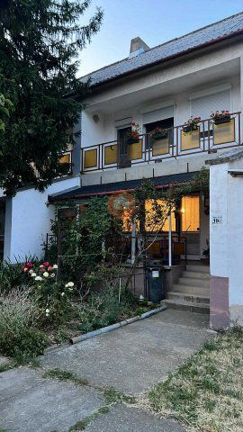 Eladó sorház, Véménden 21.9 M Ft, 4 szobás