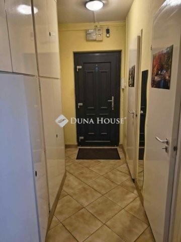 Eladó panellakás, Budapesten, XXI. kerületben 55 M Ft, 3 szobás