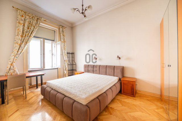 Eladó téglalakás, Budapesten, V. kerületben 99 M Ft, 2 szobás