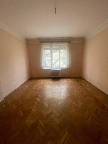 Eladó téglalakás, Debrecenben 85 M Ft, 3+1 szobás