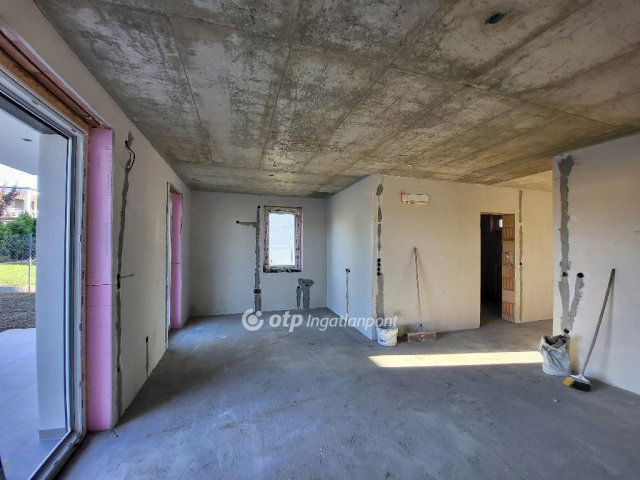 Eladó ikerház, Siófokon 145.9 M Ft, 5 szobás