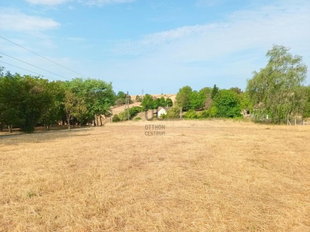 Eladó telek, Ligetfalván 15.8 M Ft / költözzbe.hu