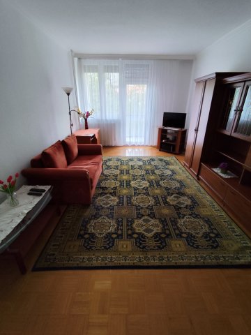 Eladó panellakás, Esztergomban, Béke téren 52.9 M Ft, 2 szobás
