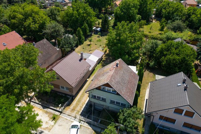 Eladó családi ház, Bicskén 71.5 M Ft, 4 szobás