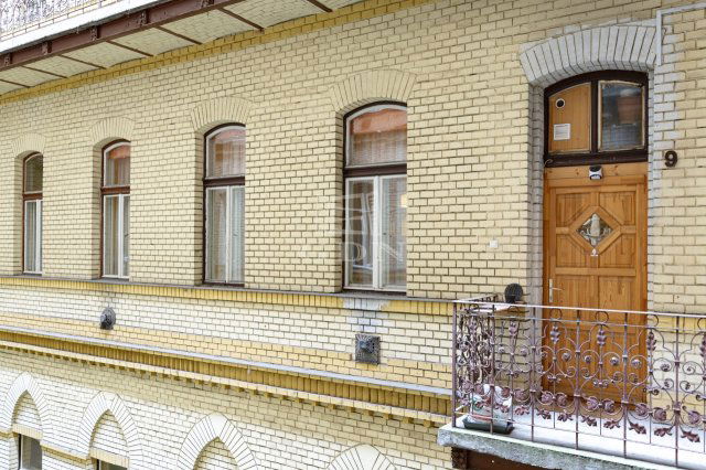 Eladó téglalakás, Budapesten, VI. kerületben 74.9 M Ft, 3 szobás
