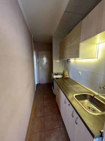 Eladó panellakás, Dunaújvárosban 24.9 M Ft, 1 szobás