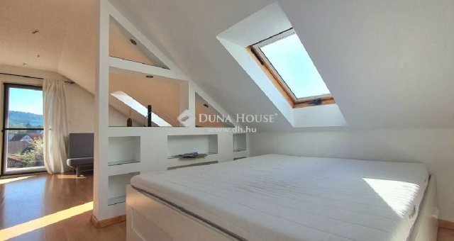 Eladó családi ház, Gyenesdiáson 128 M Ft, 5 szobás