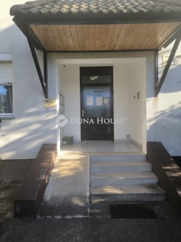 Eladó téglalakás, Budapesten, XVI. kerületben 82.45 M Ft