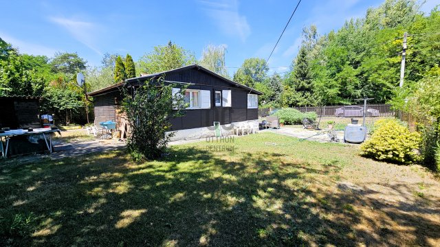 Eladó nyaraló, Szigetmonostorban 32.9 M Ft, 4 szobás