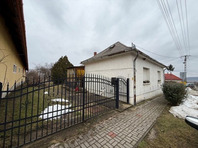 Eladó családi ház, Tótvázsonyban 69 M Ft, 3 szobás