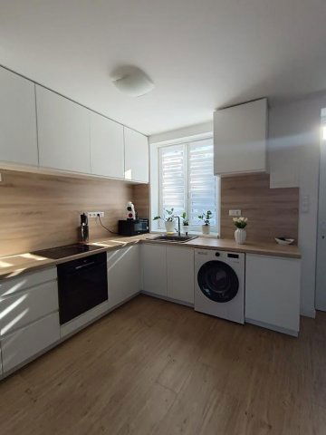 Eladó ikerház, Tatán 89.9 M Ft, 4 szobás / költözzbe.hu