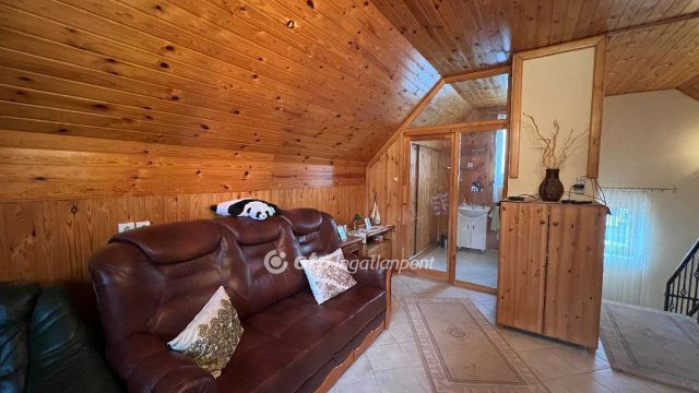 Eladó családi ház, Egerben 44.9 M Ft, 2 szobás