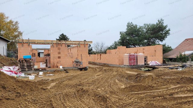 Eladó ikerház, Erdőkertesen 96.5 M Ft, 5 szobás