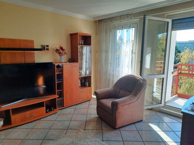 Eladó panellakás, Budapesten, III. kerületben 105.9 M Ft