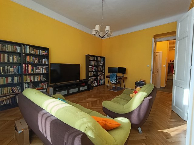 Eladó téglalakás, Budapesten, VI. kerületben 99 M Ft, 2 szobás