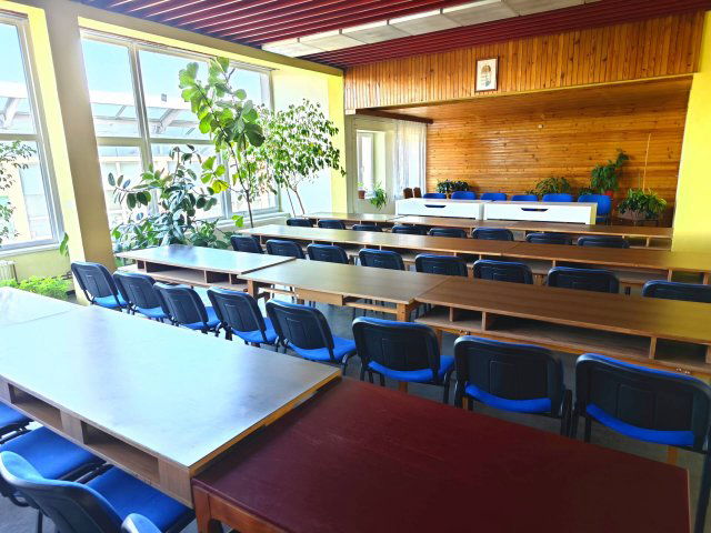 Kiadó iroda, Miskolcon 438 E Ft / hó, 1 szobás