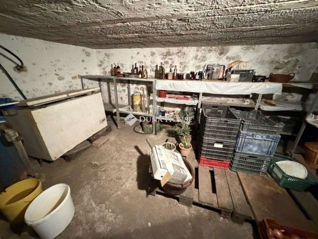 Eladó családi ház, Sándorfalván 15 M Ft, 2+1 szobás