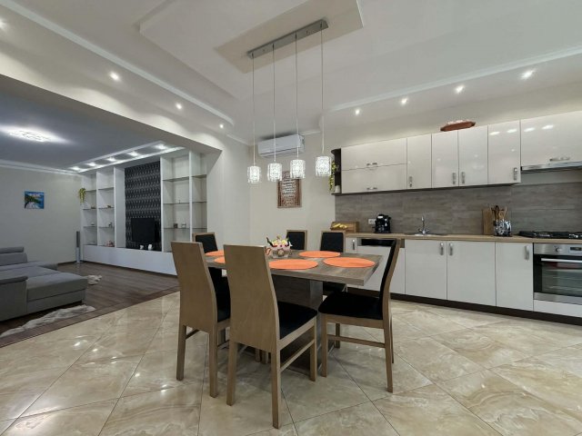 Eladó családi ház, Kecskeméten 115 M Ft, 4 szobás