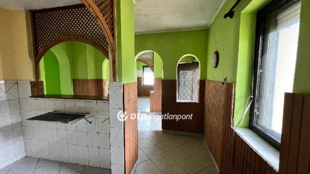 Eladó sorház, Mezőlakon 14.9 M Ft, 2 szobás