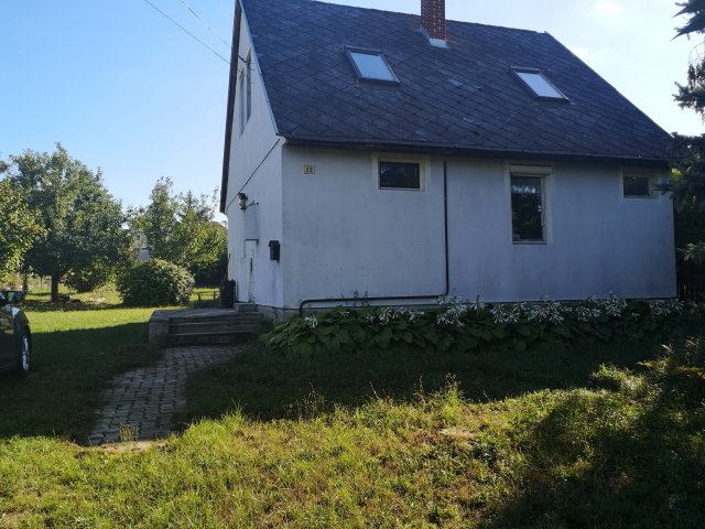 Eladó családi ház, Veszprémben 63.5 M Ft, 2+2 szobás