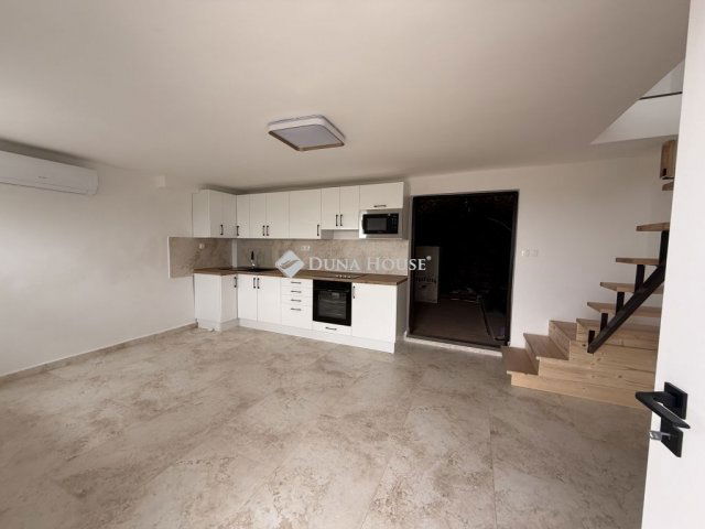 Eladó nyaraló, Harkányban 49.9 M Ft, 2 szobás