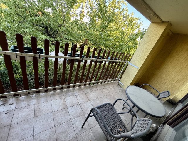 Eladó családi ház, Cegléden 89.9 M Ft, 5+3 szobás