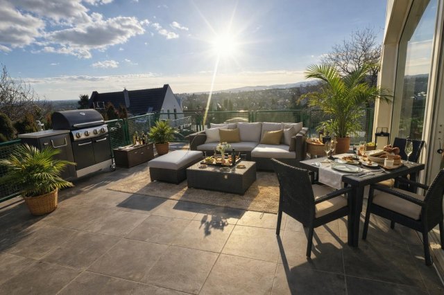 Eladó családi ház, Szentendrén 229 M Ft, 7 szobás