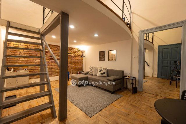 Eladó téglalakás, Budapesten, VII. kerületben 99.9 M Ft