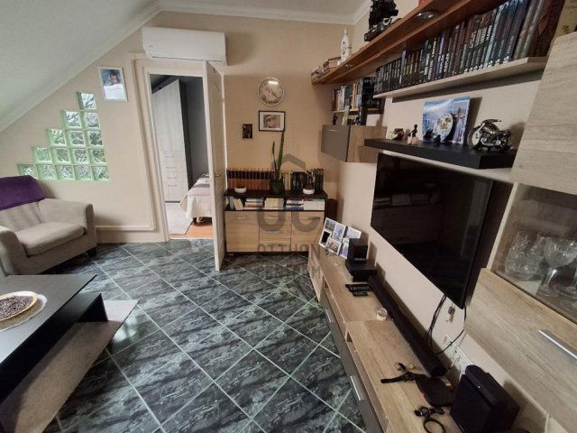 Eladó téglalakás, Cegléden 41.9 M Ft, 3 szobás