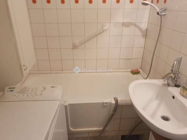 Eladó panellakás, Székesfehérvárott 49 M Ft, 2 szobás