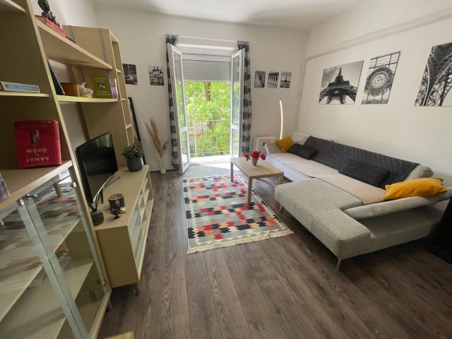 Kiadó téglalakás, albérlet, XI. kerületben, Karcag utcában