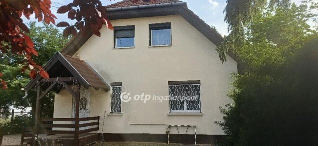 Eladó családi ház, Budapesten, XVIII. kerületben 134.9 M Ft