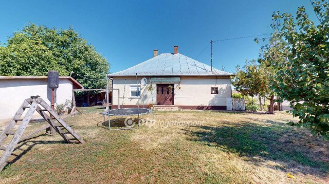 Eladó családi ház, Bökönyön 24.5 M Ft, 3 szobás
