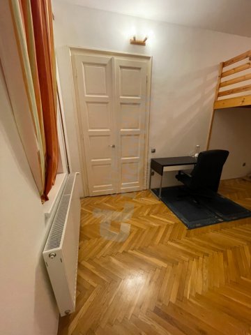 Kiadó téglalakás, albérlet, VI. kerületben, Vörösmarty utcában