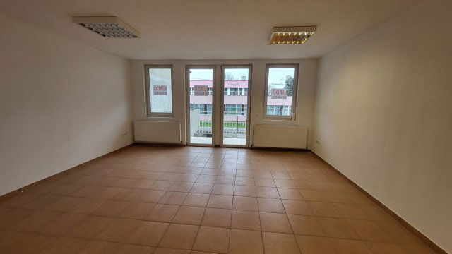 Kiadó üzlethelyiség, Egerben 190 E Ft / hó, 1 szobás