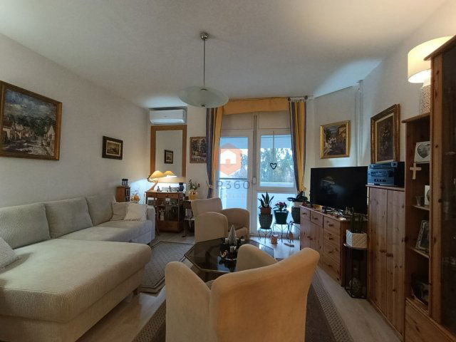 Eladó téglalakás, Pécsett, Mécsvirág utcában 59.9 M Ft