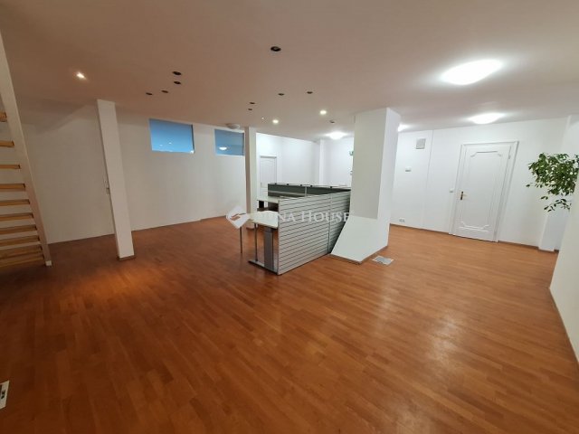 Kiadó iroda, Budapesten, VI. kerületben 273 E Ft / hó