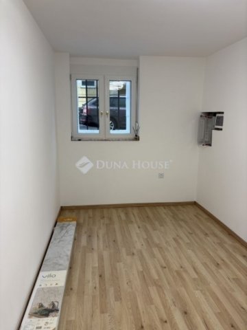 Eladó téglalakás, Budapesten, X. kerületben 54 M Ft, 2 szobás