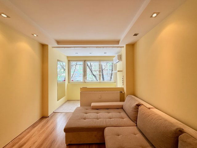 Eladó panellakás, Budapesten, III. kerületben 73.5 M Ft, 2 szobás