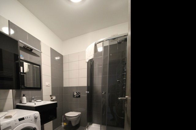 Eladó téglalakás, Pécsett 49.9 M Ft, 1+1 szobás